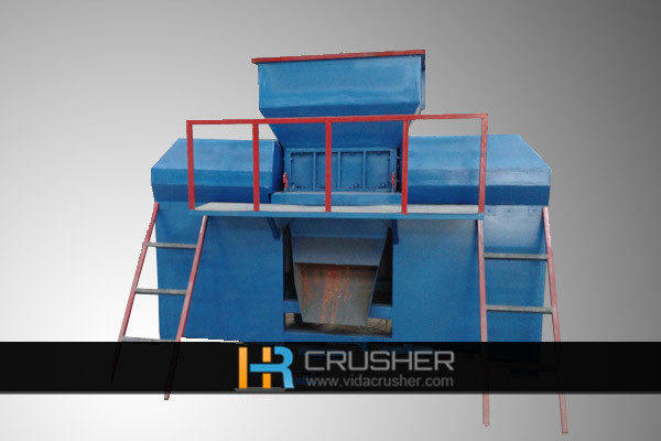 E-waste scrap crusher